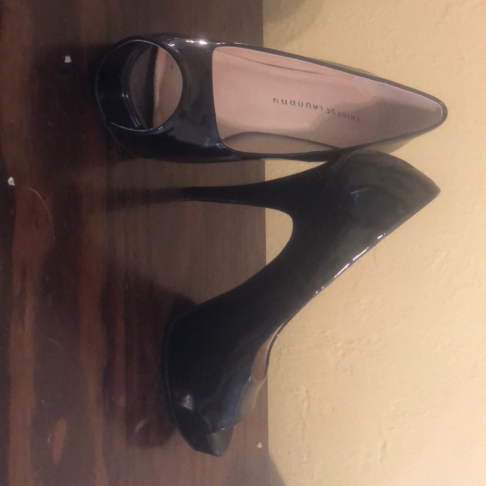 Chinese Laundry size 9 patent leather heels